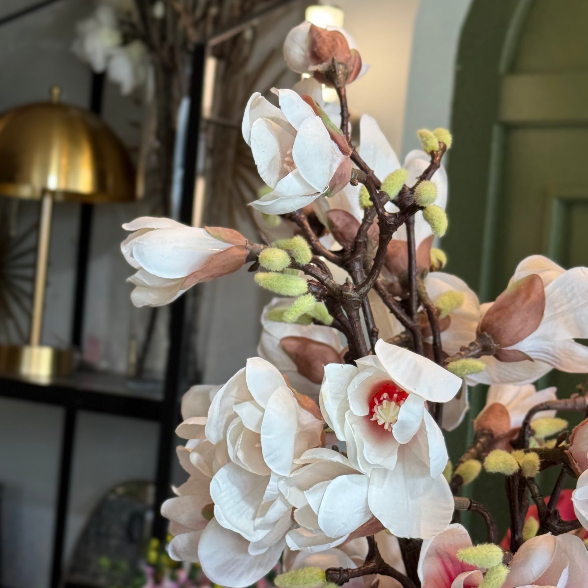Rama de flor de magnolia rosa/ blanco